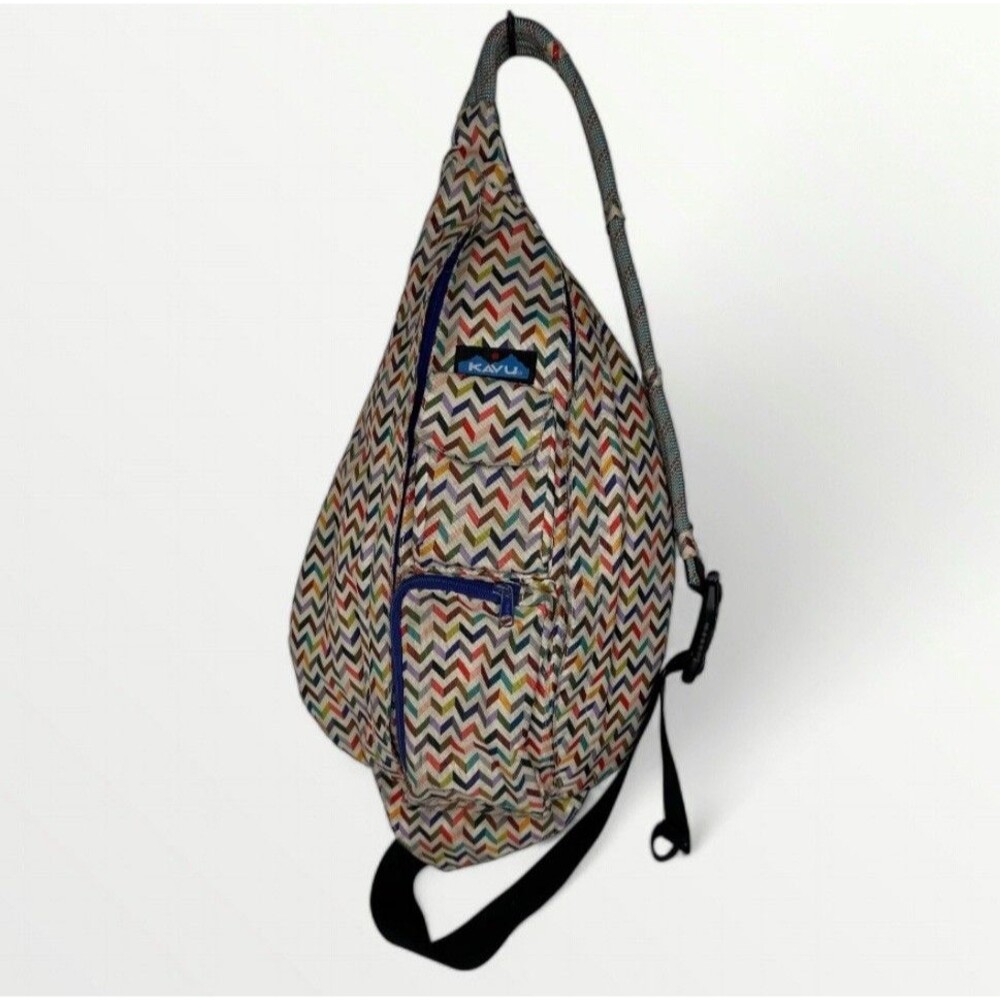 KAVU Rope Sling Bag Crossbody Multicolor Chevron Pockets Outdoor‎ Granola Hiking